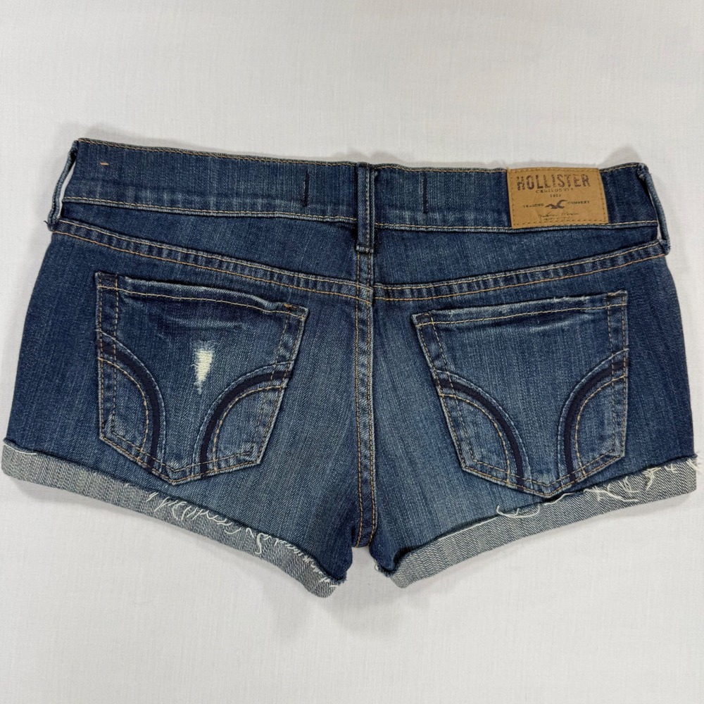 Hollister Vintage Y2K Low Rise Micro Denim Shorts Dark Wash Cuffed Distressed 3
